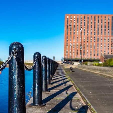 Fabulous Quayside Apartment With Free Parking Liverpool Dış mekan fotoğraf