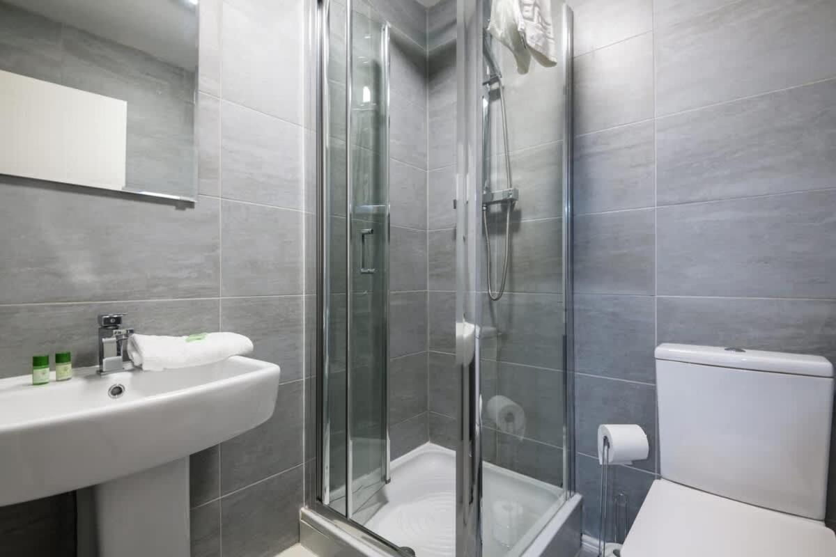 Fabulous Quayside Apartment With Free Parking Liverpool Dış mekan fotoğraf