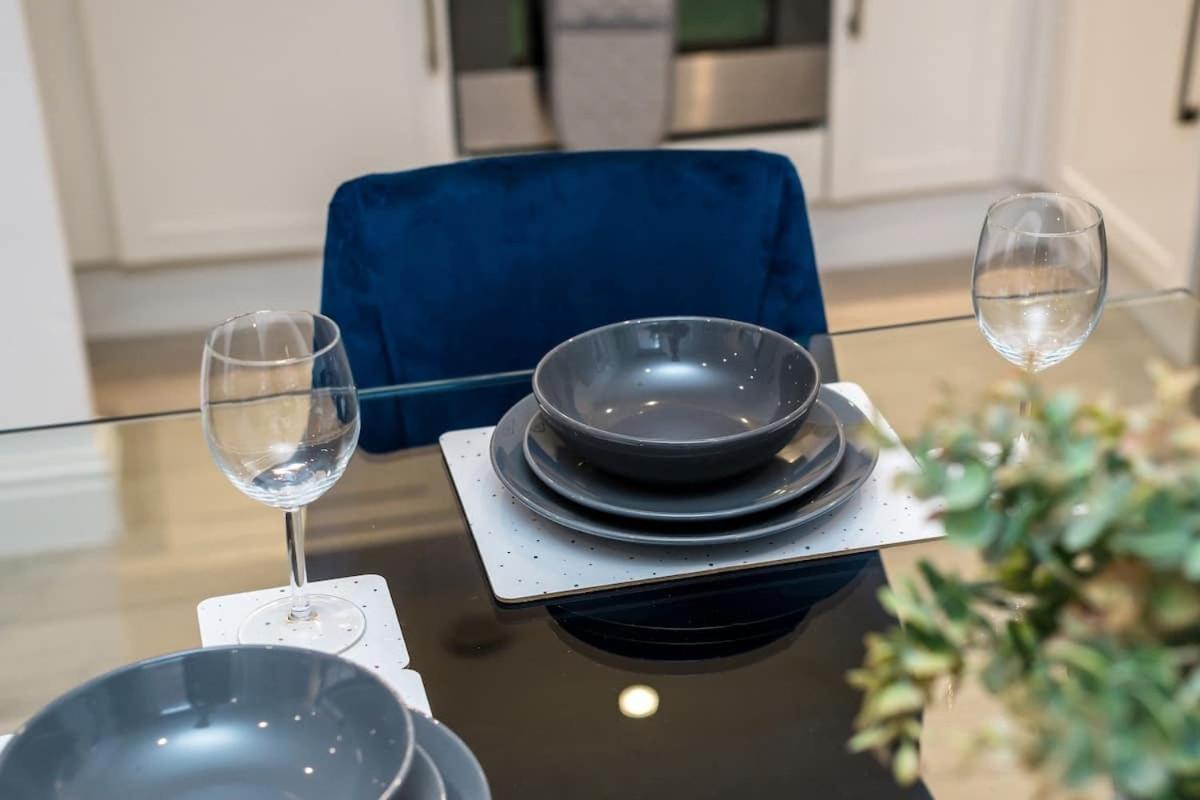 Fabulous Quayside Apartment With Free Parking Liverpool Dış mekan fotoğraf